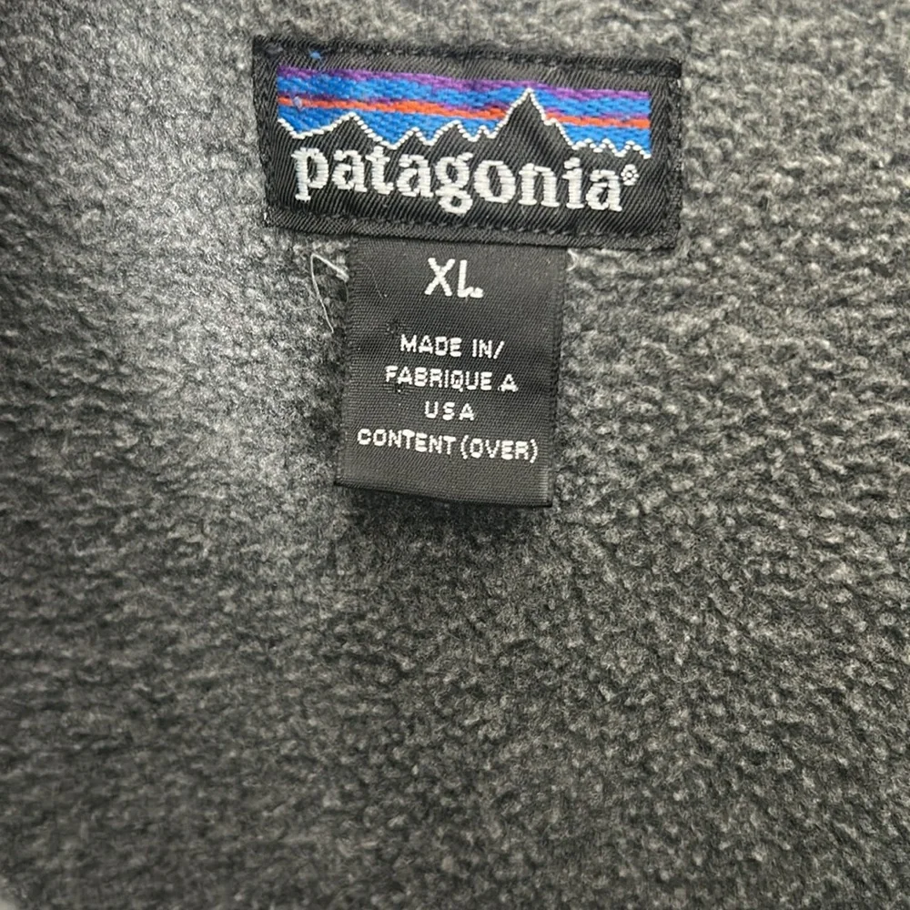 Patagonia XL green jacket - Picture 2 of 2
